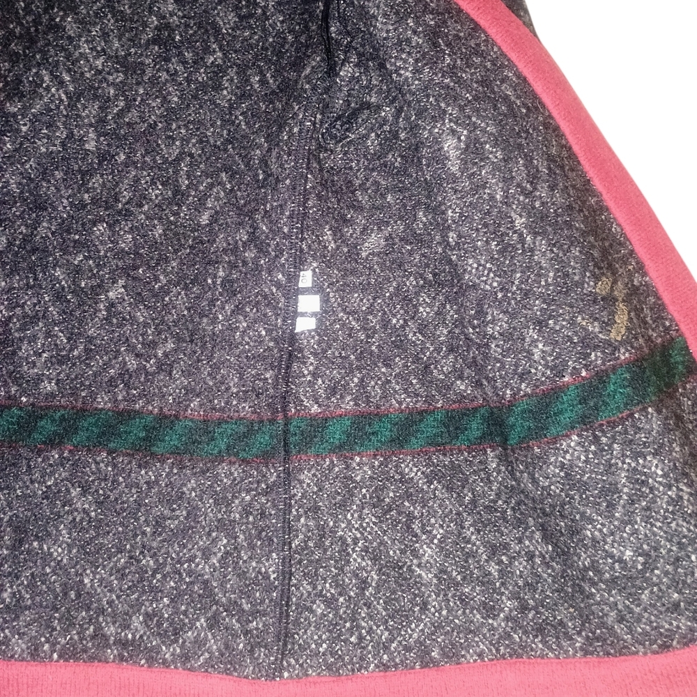 Saint Laurent Black and Red Patterned Blazer - Picture 7 of 7